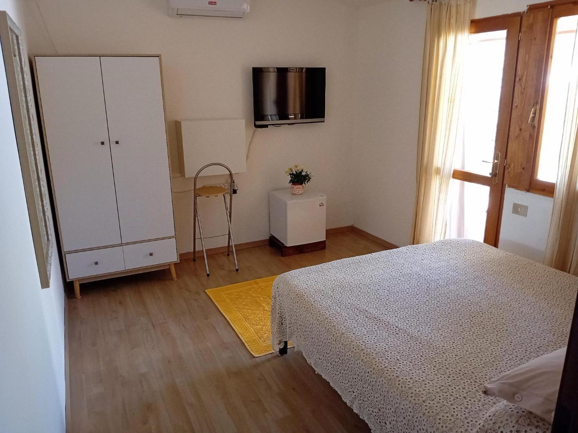 Benjamin Room Olbia Exterior photo